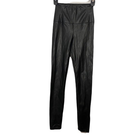 WILFRED Upcycled Daria Pant Vegan Leather Leggings - Picture 4 of 16